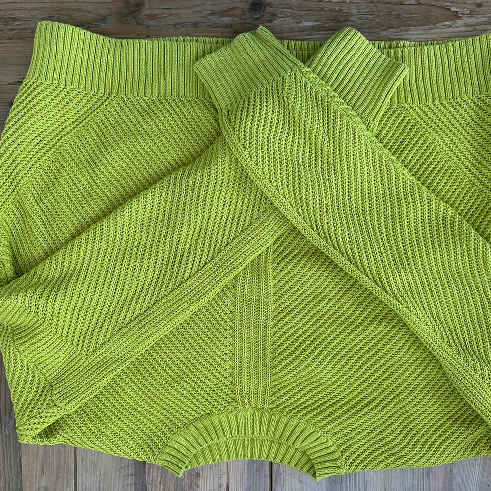 Lululemon New Heights Sweater - Serpentine Yellow